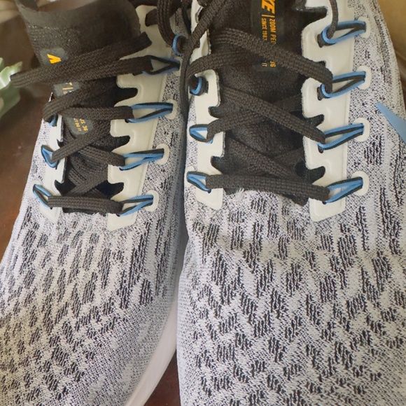 Nike zoom (running shoe) - Picture 3 of 7